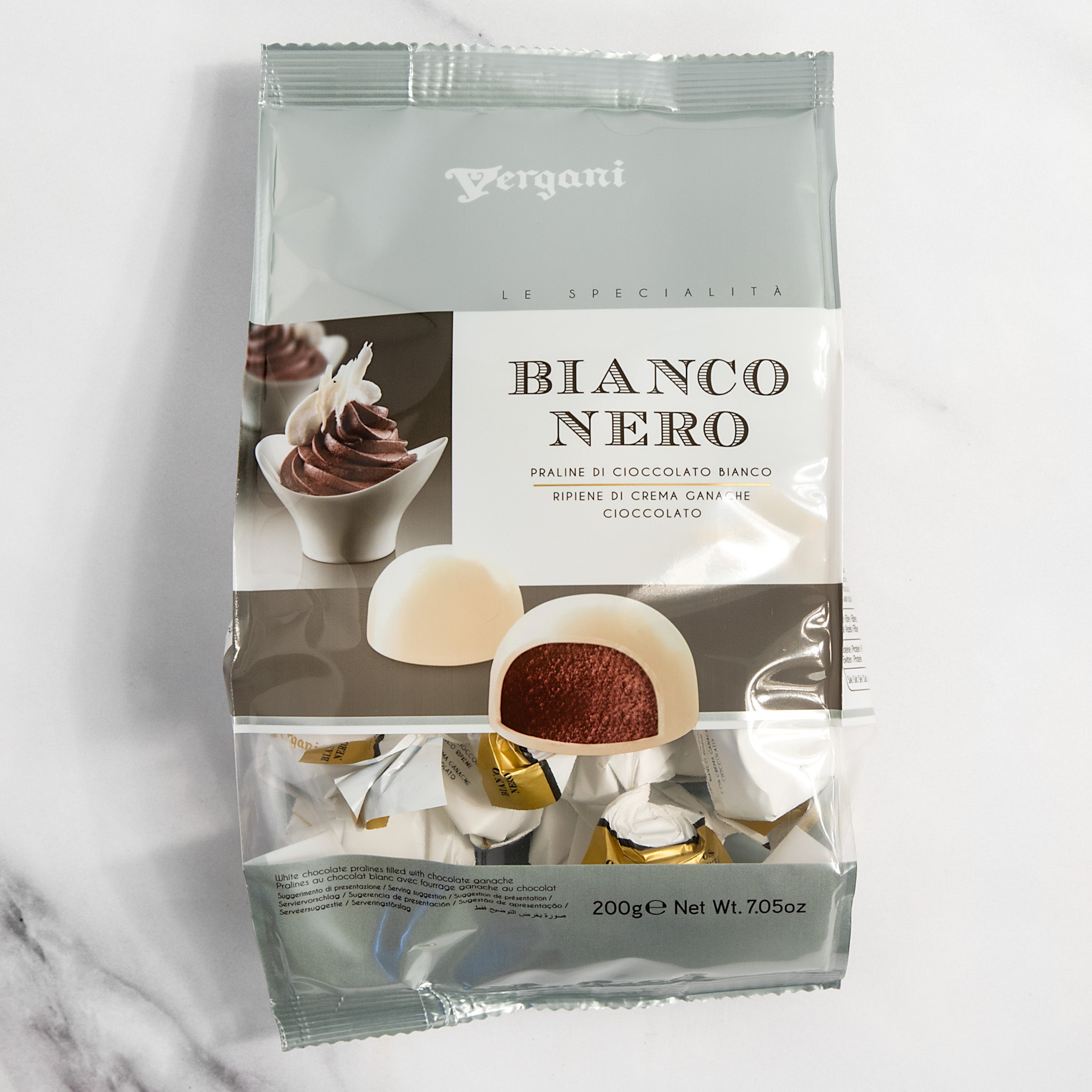 igourmet_15844_White Chocolate Pralines filled with Chocolate Ganache_Vergani_Chocolate Specialties