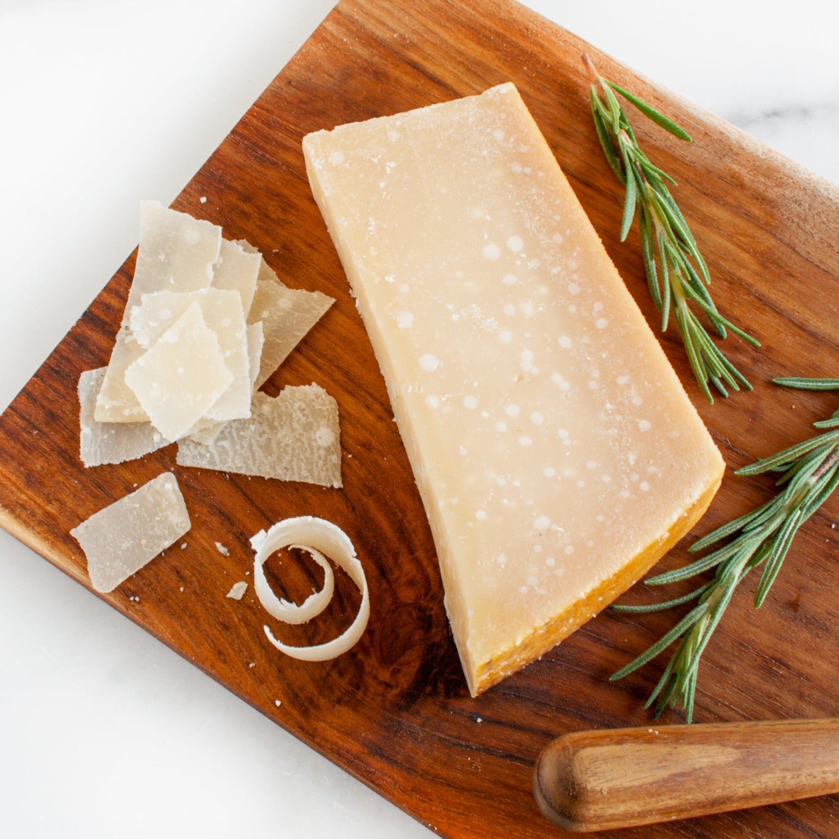 Learn How To Store Parmesan Cheese Properly - Fine Dining Lovers