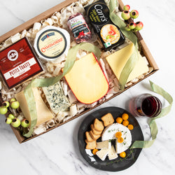 Cheese Favorites Gift Box