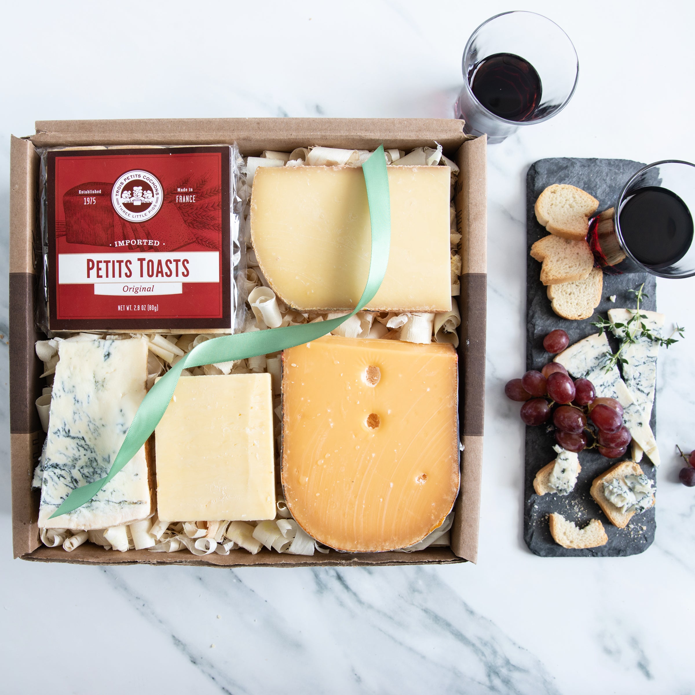 Igourmet 3 Pounds of Gourmet Cheese Favorites in Gift Basket - Box