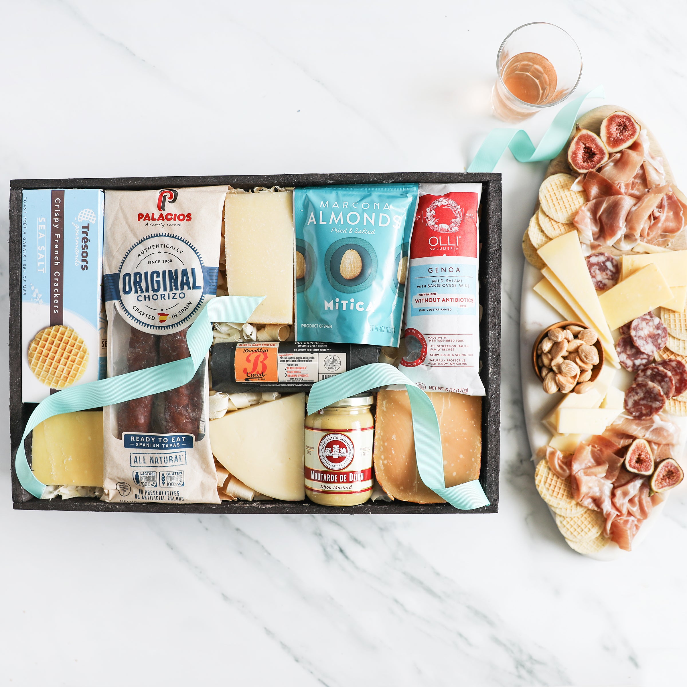 Connoisseur's Meat and Cheese Gift Box_igourmet_Meat & Cheese Gifts_Gift Basket/Boxes/Crates & Kits