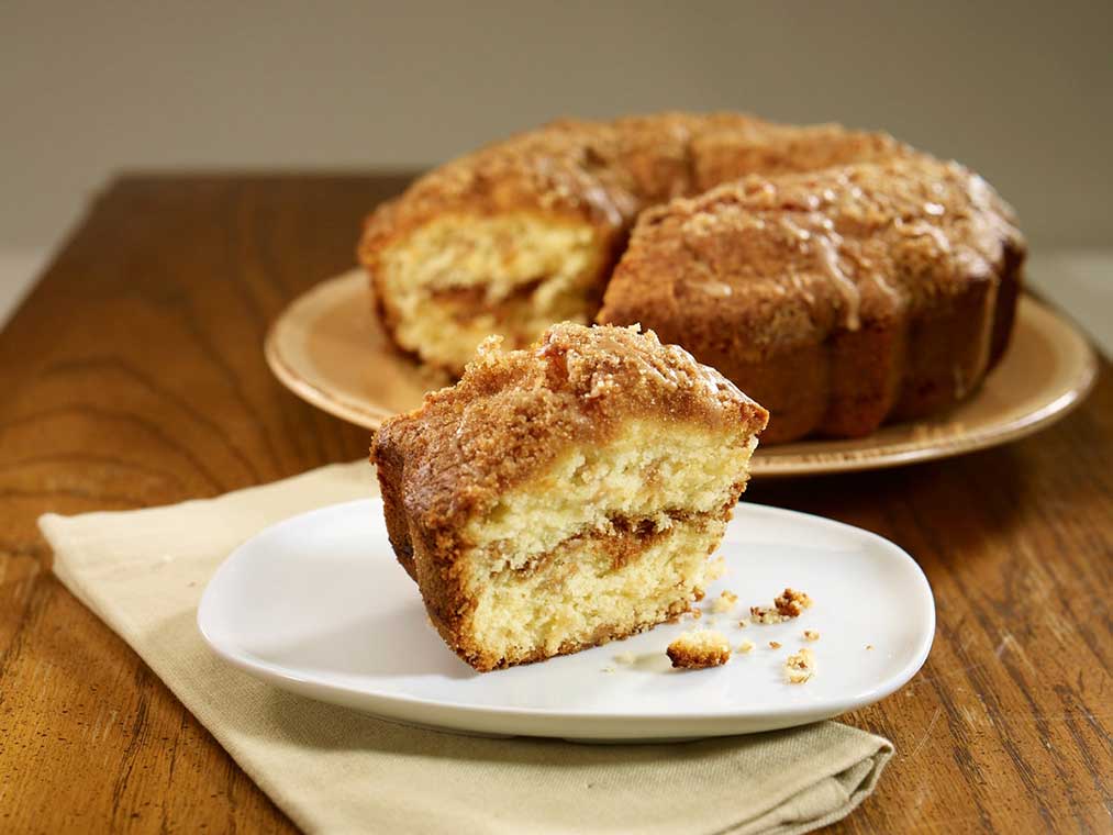 Caramel Apple Coffee Cake