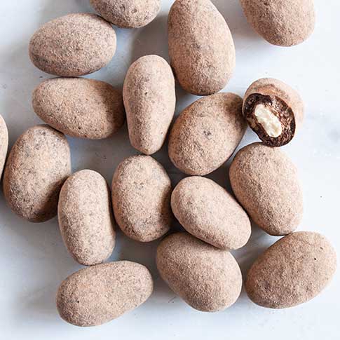 Chocolate Largueta Almonds