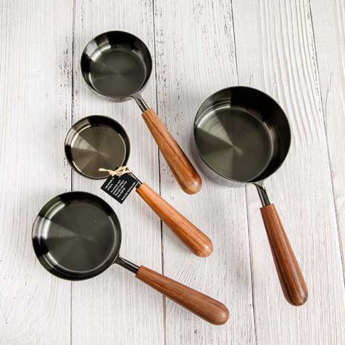 Teak & Gunpowder Black Measuring Cups