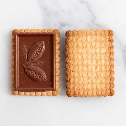 Organic French Butter Biscuit Topped with Milk Chocolate