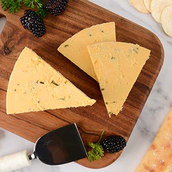 Double Gloucester with Onion and Chives
