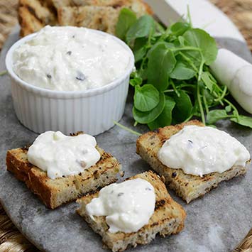 Fresh Stracciatella with Truffles