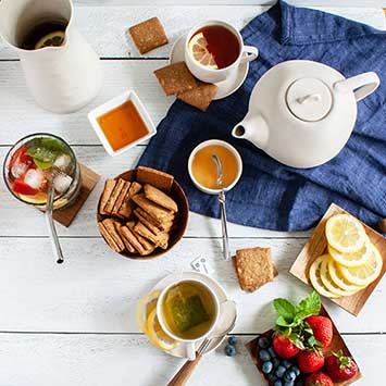 Gift Box of Tea & Honey