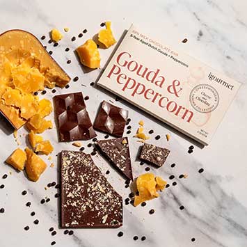 Gouda & Peppercorn Milk Chocolate Bar