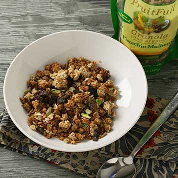 Organic Pistachio Mulberry Granola