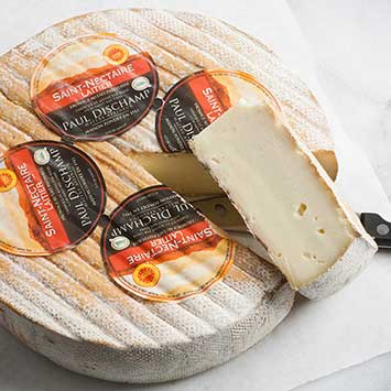 Saint Nectaire AOP Cheese