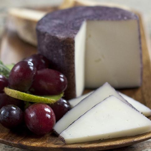 Murcia Al Vino - Wine Soaked Goat Cheese