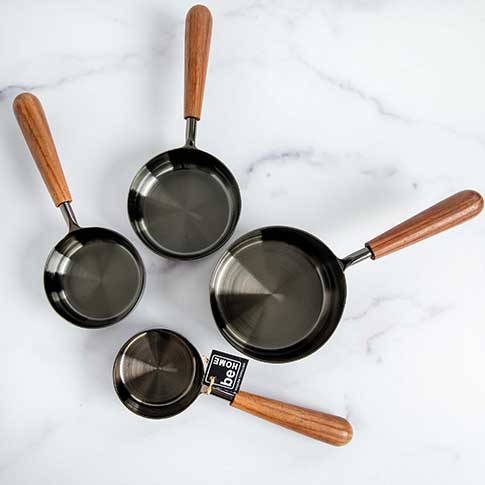 Teak & Gunpowder Black Measuring Cups